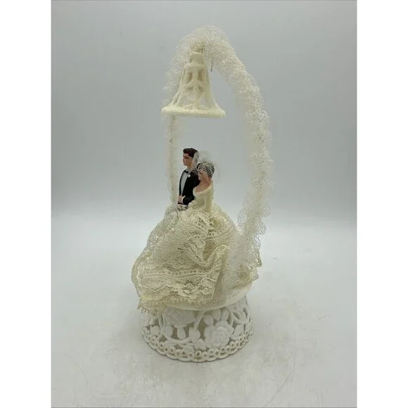 Wedding Cake Topper Bride Groom Lace Bell 1950s Vintage - Picture 7 of 16